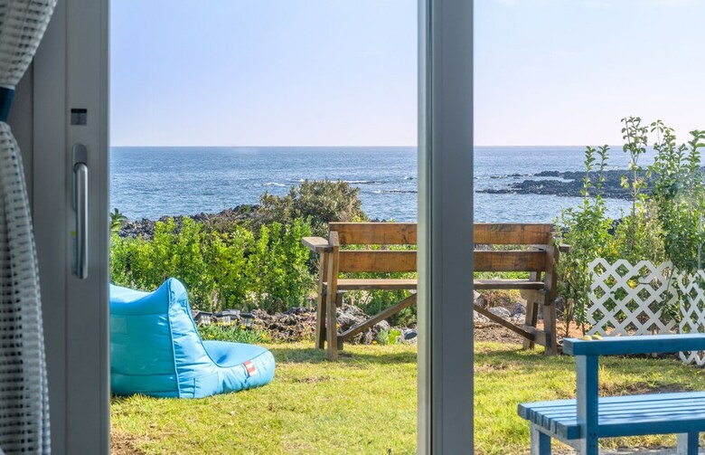 Pension Jeju Turning Point