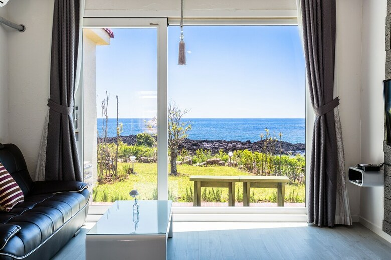 Pension Jeju Turning Point
