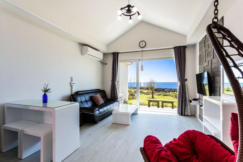 Pension Jeju Turning Point