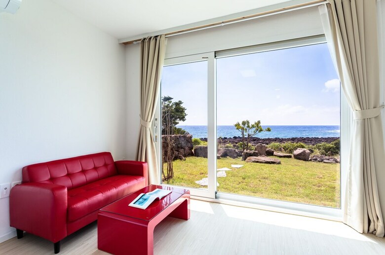 Pension Jeju Turning Point