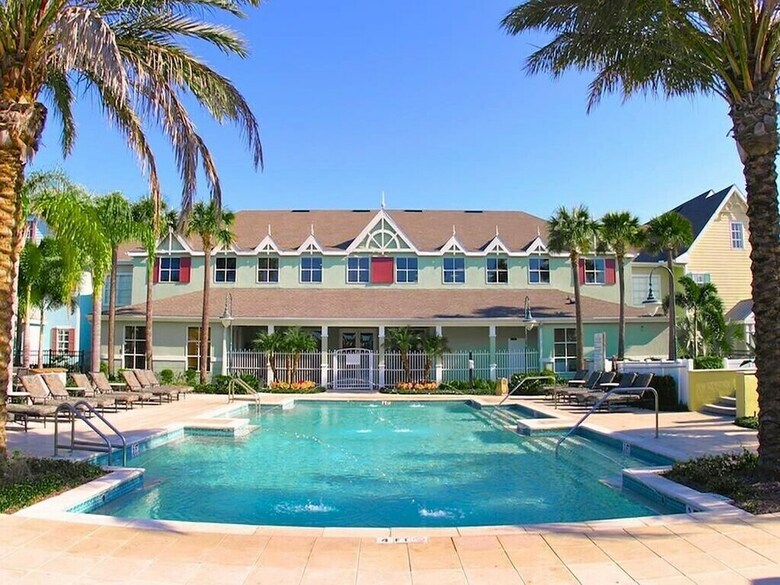 Runaway Beach Club Resort