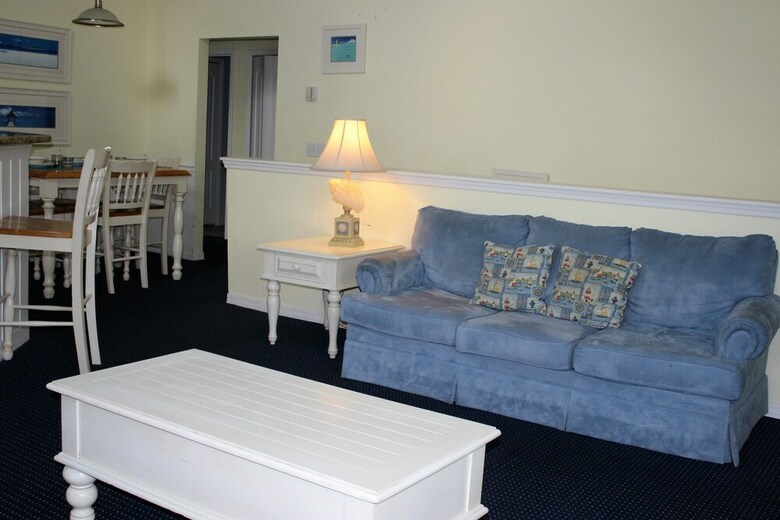 Runaway Beach Club Resort