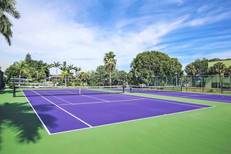 Sanibel Arms West Condominiums