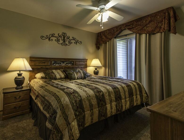 Branson Condo Resorts Silver Dollar City