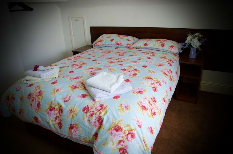 Hotel Landguard House B&B