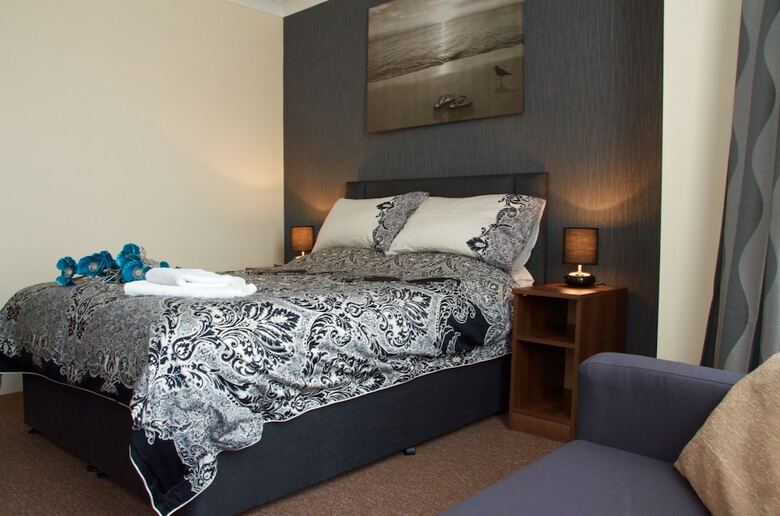 Hotel Landguard House B&B