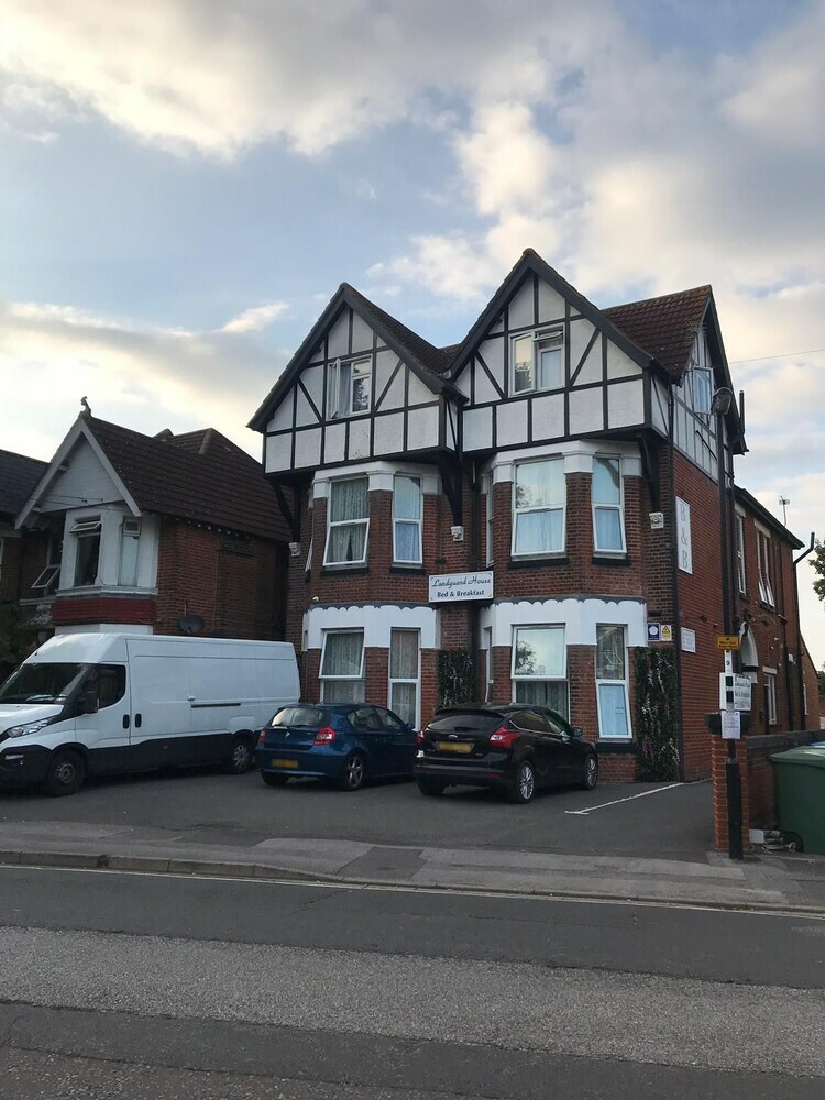 Hotel Landguard House B&B