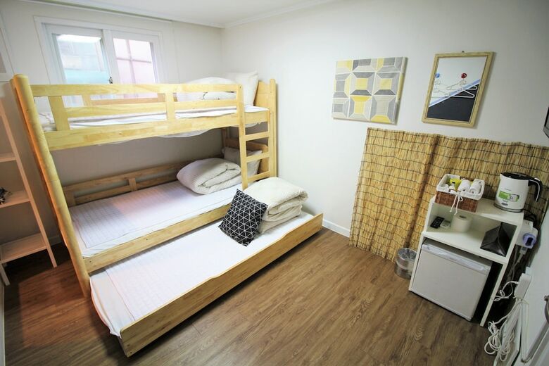 Hotel Njoy Guesthouse