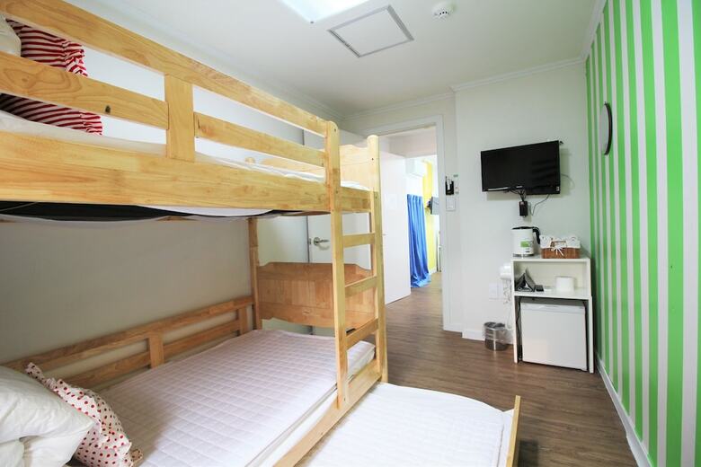 Hotel Njoy Guesthouse