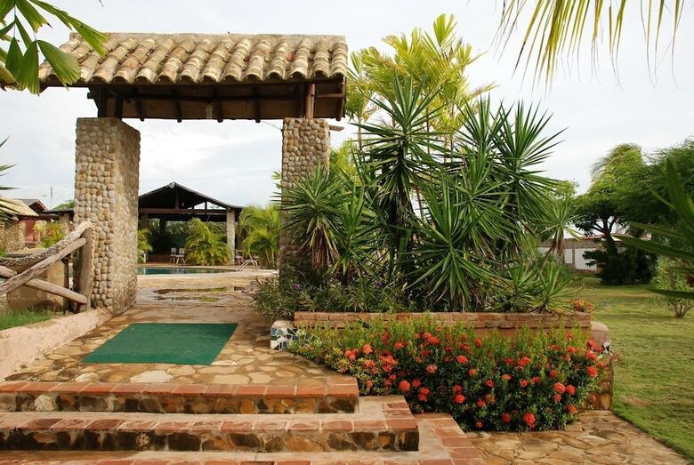 Hotel Campamento Vacacional La Troja