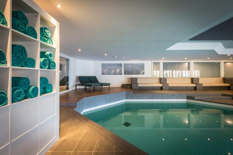 Hotel Huus Gstaad