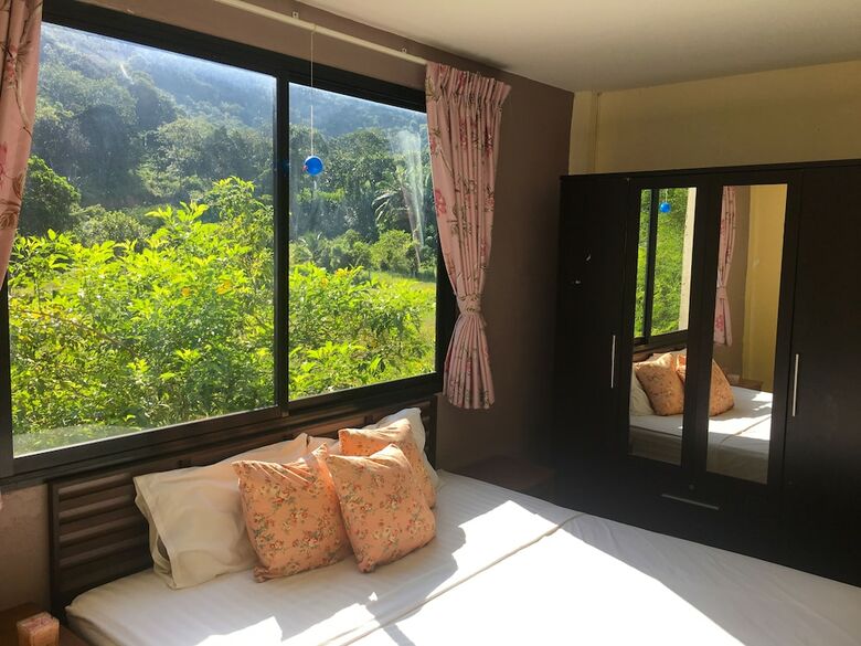 Hotel Lanta Complex