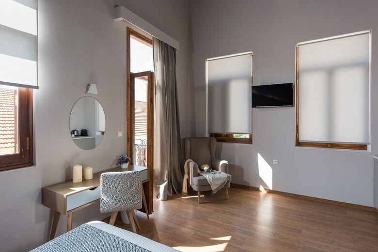 Hotel Bluebell Luxury Suites