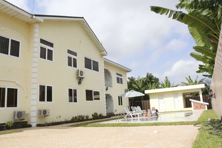 Kingsbridge Royale Hotel