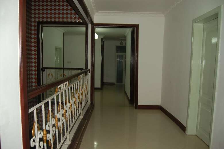 Kingsbridge Royale Hotel