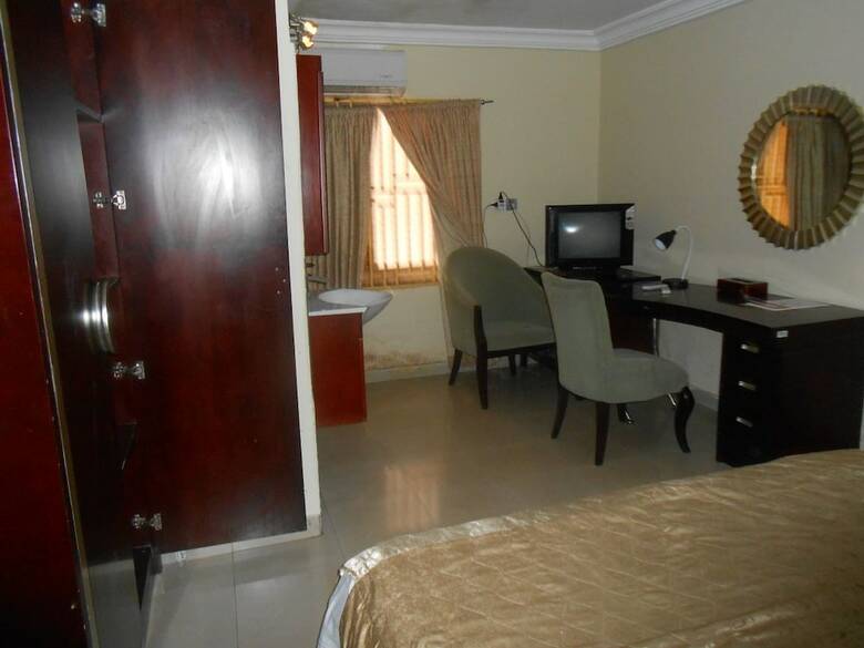 Nicolizy Hotel