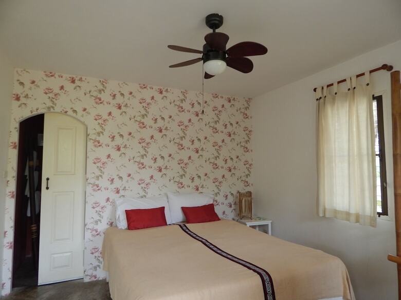 Hotel Him Naam Pai Resort