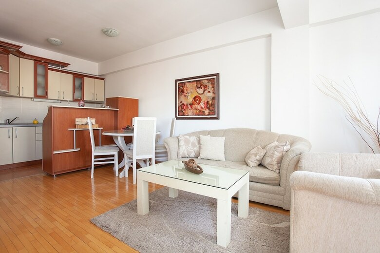 Hostal Urban Hostel & Apartments