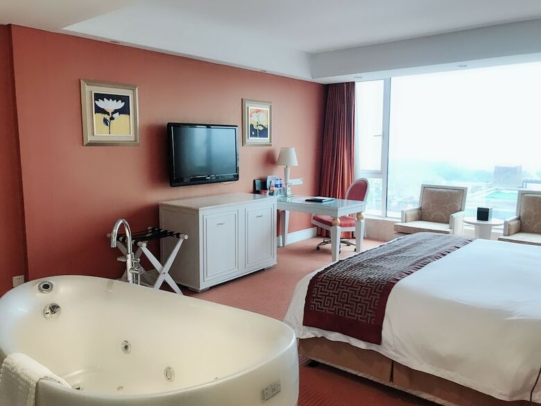 Hangzhou Xinqiao Hotel