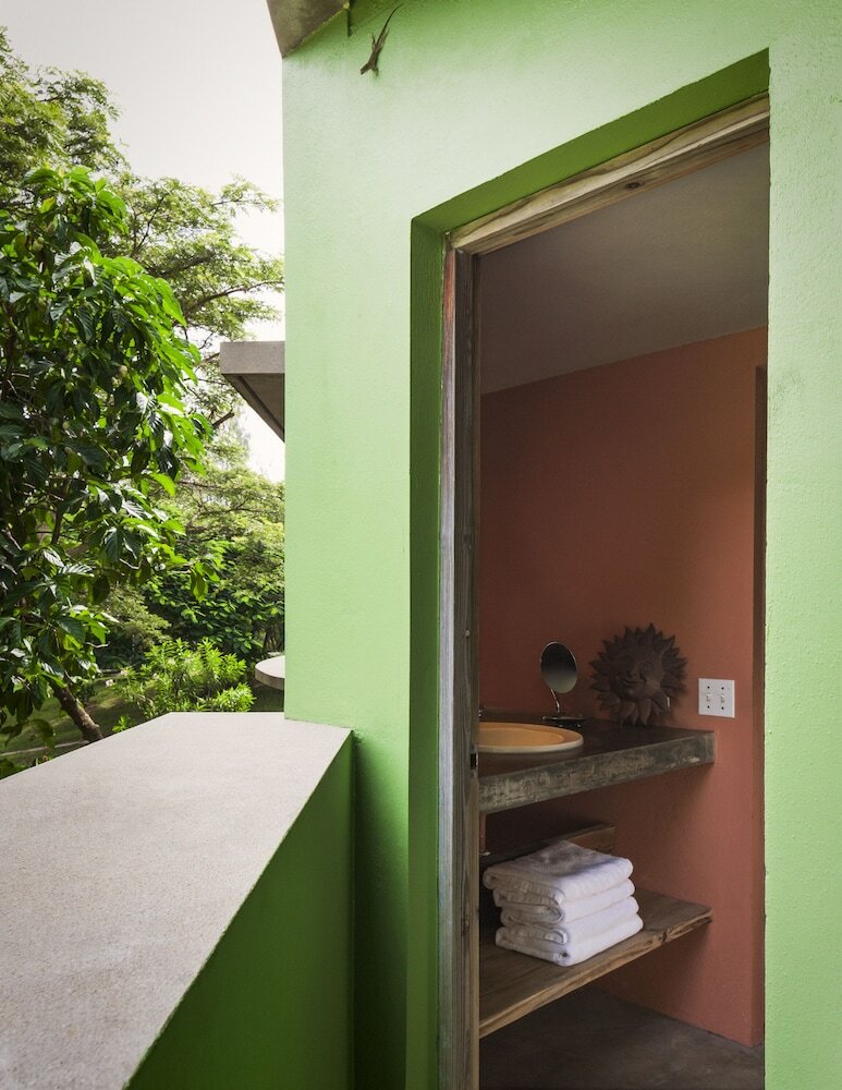 Hotel Hix Island House