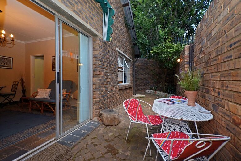 Bed & Breakfast Bnb On 8th Avenue