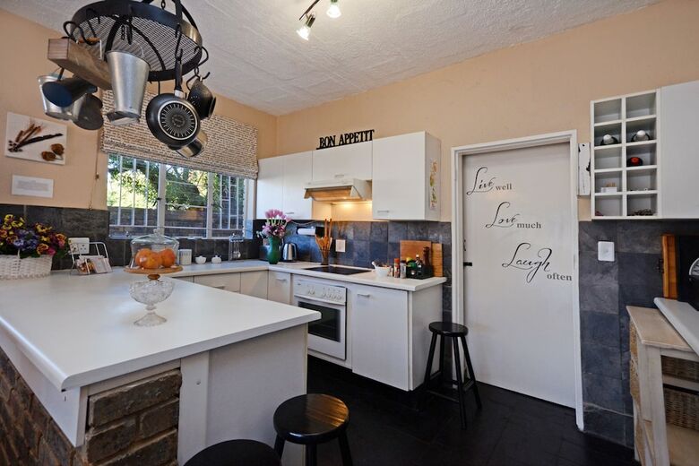 Bed & Breakfast Bnb On 8th Avenue