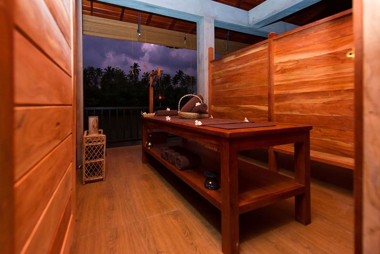 Hotel Karunakarala Ayurveda Resort