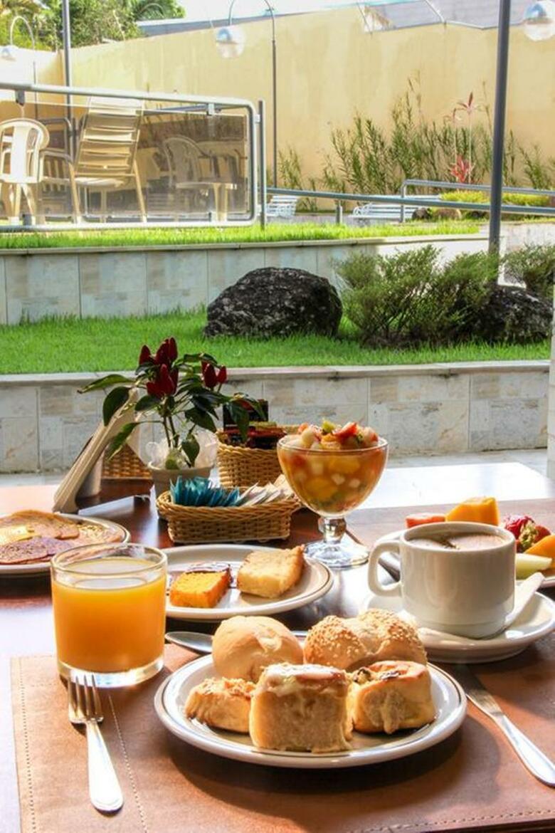 Hotel Ema Palace
