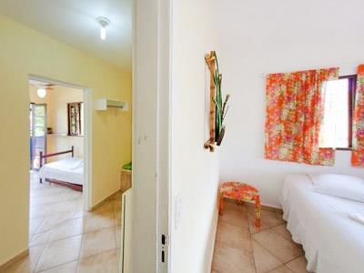Hostal Aquamarine Pousada E Chales