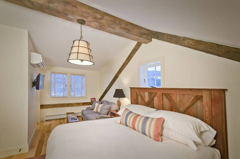 Bed & Breakfast Hill Farm Inn