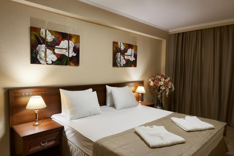 Business Hotel Kontinent