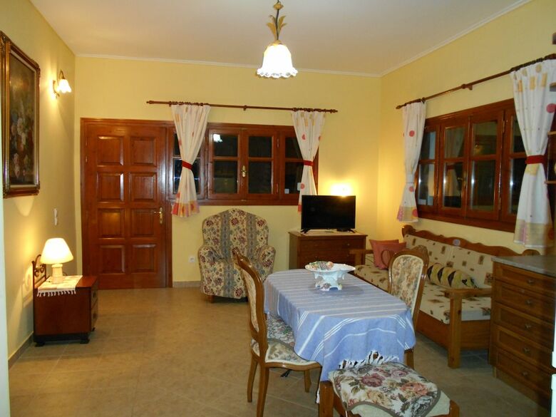 Arazzo Holiday Apartments