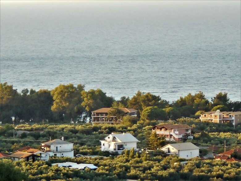 Arazzo Holiday Apartments