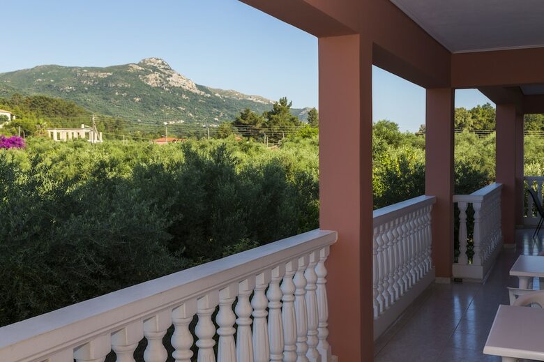 Arazzo Holiday Apartments