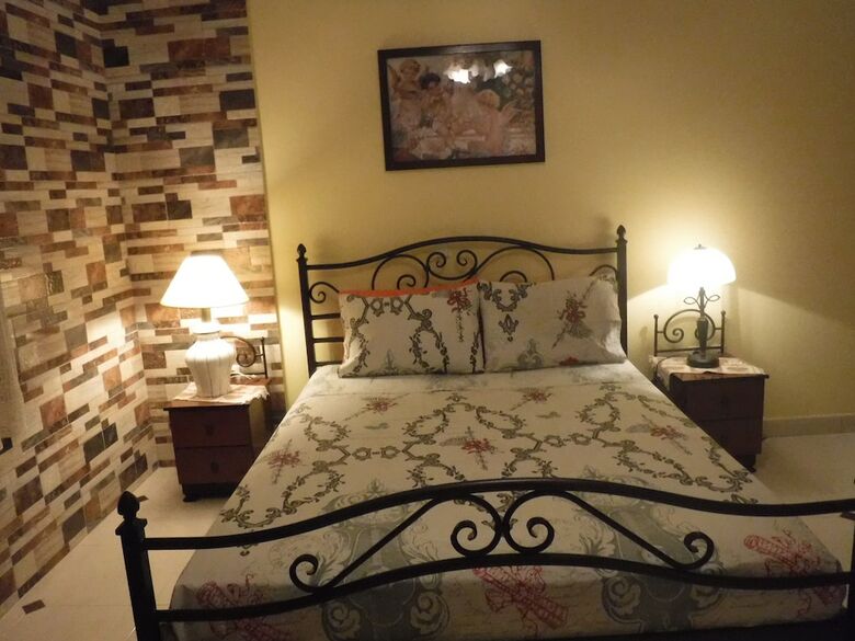 Arazzo Holiday Apartments