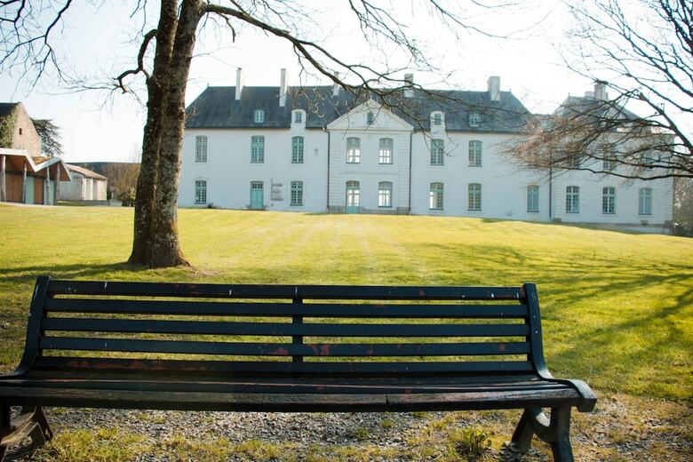 Hotel Surprenantes - Ch�teau Du P�