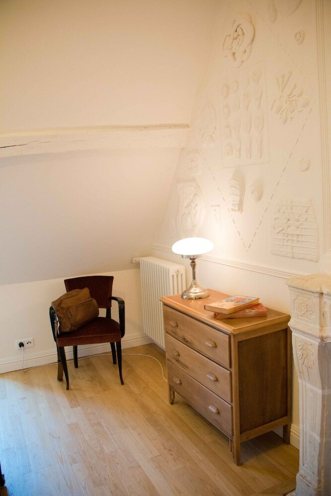 Hotel Surprenantes - Ch�teau Du P�