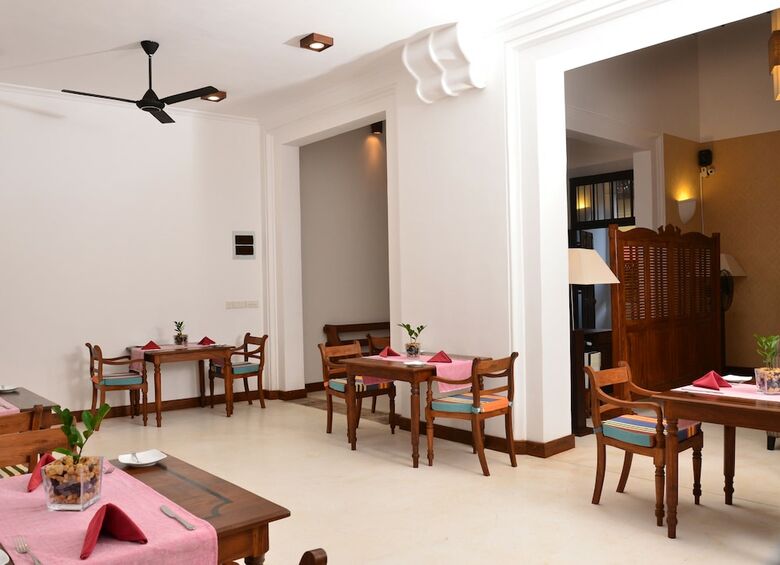 Hotel 56 By Deco (Managed By Deco On 44)