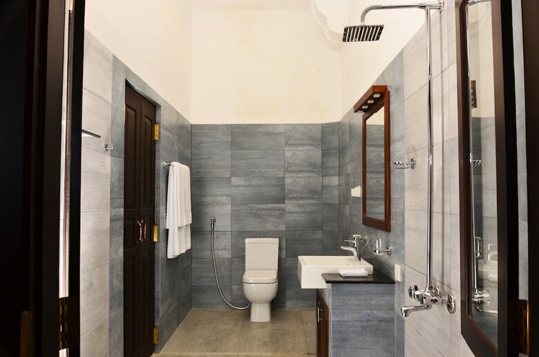Hotel 56 By Deco (Managed By Deco On 44)