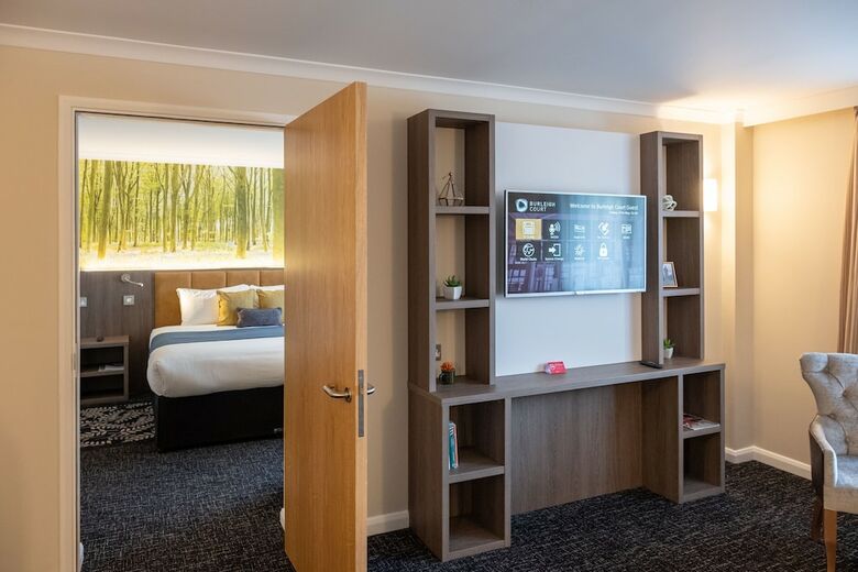 Burleigh Court Hotel