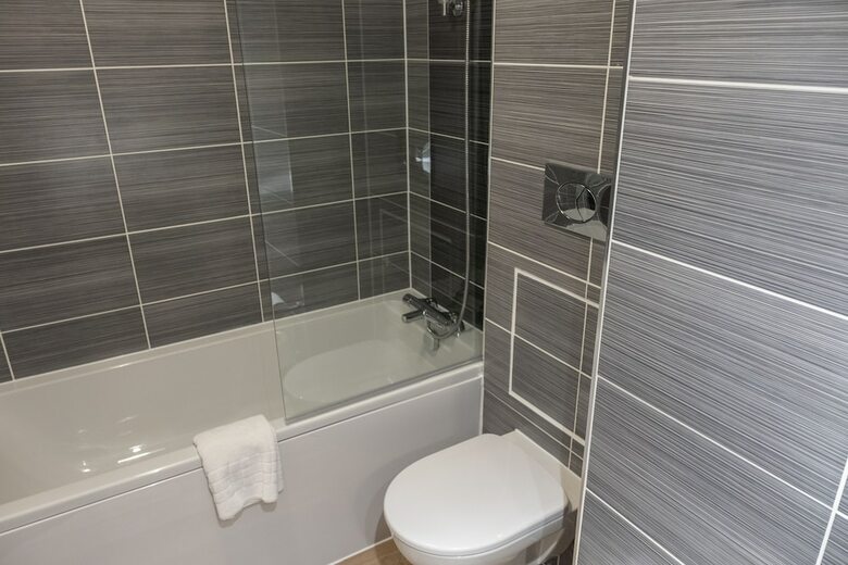 Burleigh Court Hotel