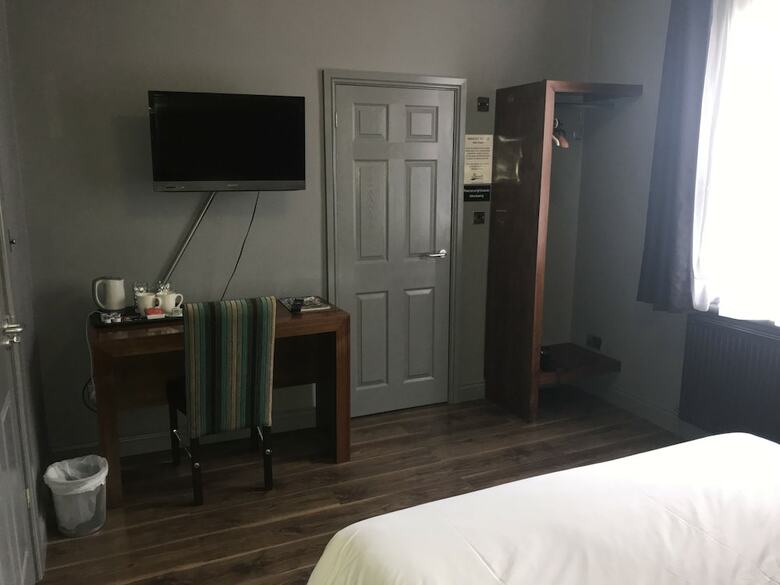 Bennetts Hotel