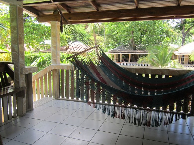 Posada Coconut Tree West End