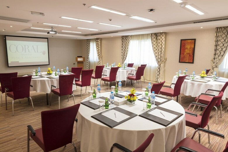 Aparthotel Coral Muscat Hotel & Apartment