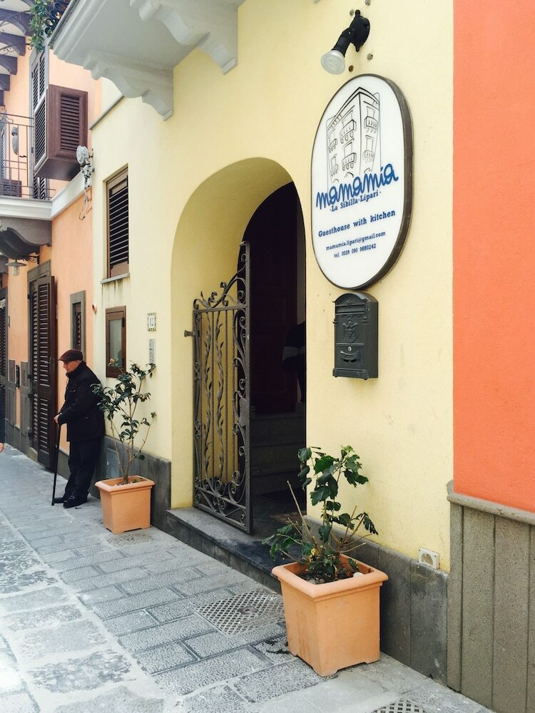 Hotel Mamamia Guesthouse