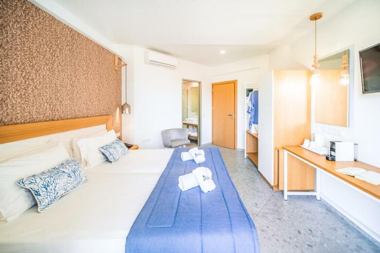 Hotel Aeolos Beach