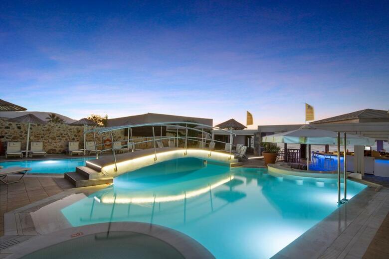 Hotel Aeolos Beach