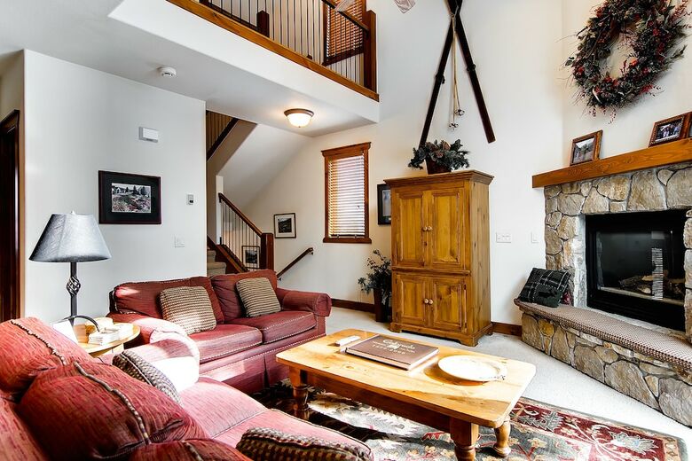 Saddlewood Townhomes