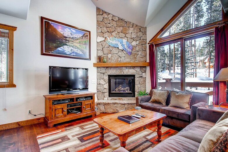Saddlewood Townhomes