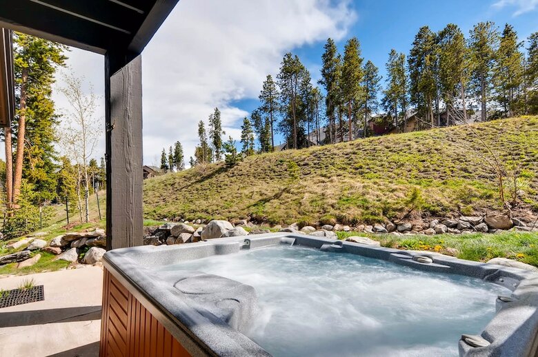 Saddlewood Townhomes